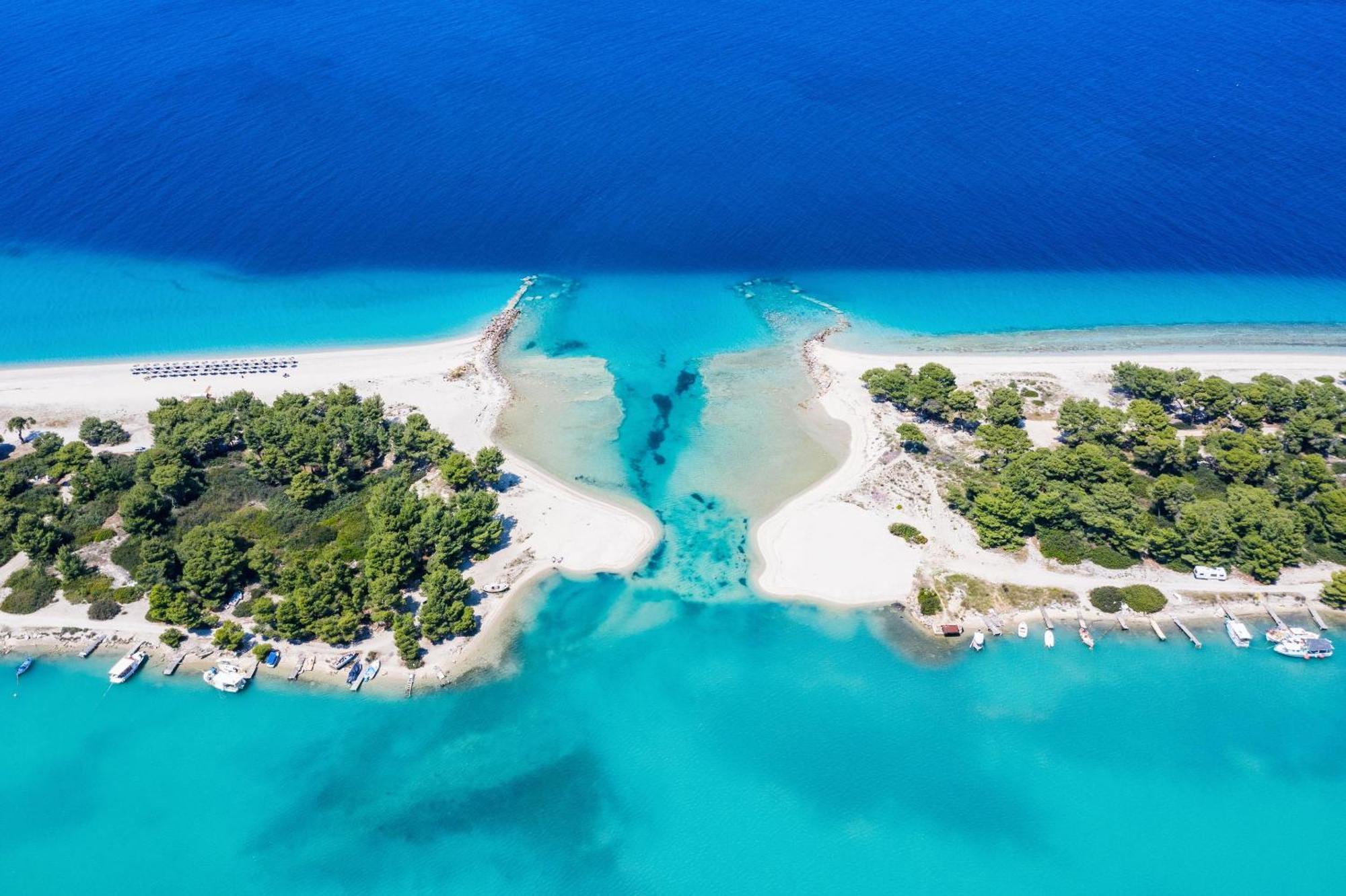 Hotel Ikos Oceania Nea Moudania Esterno foto